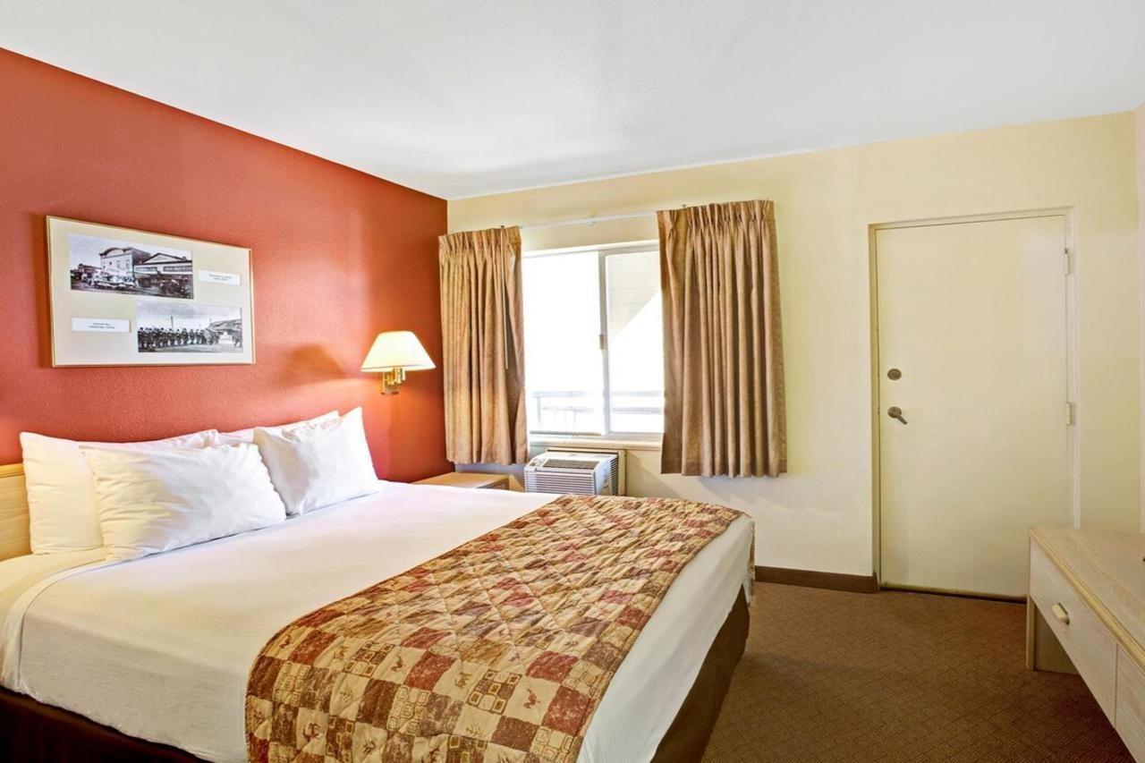 Ramada By Wyndham Anchorage Hotel Luaran gambar